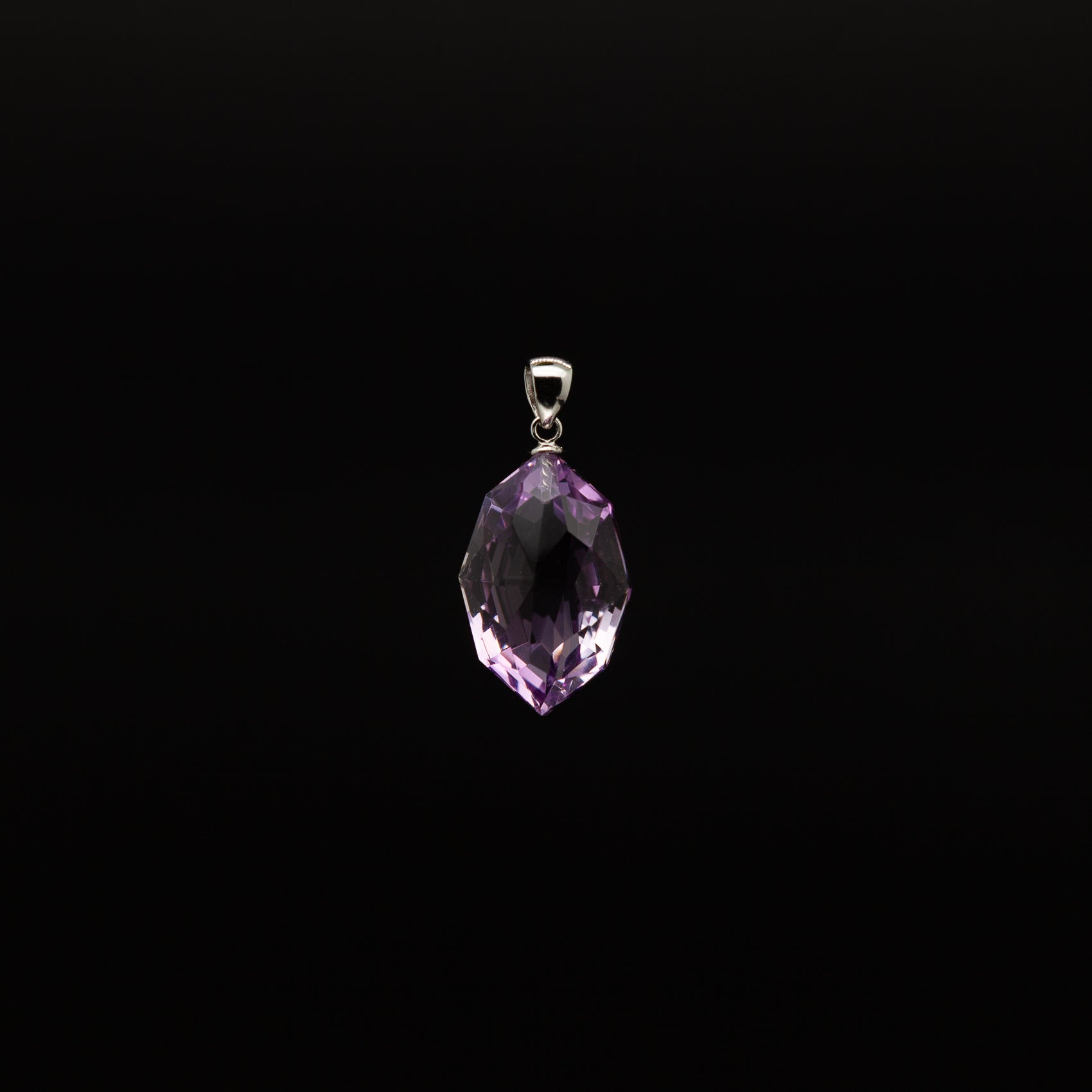 15-22mm | Oval Cut Amethyst Pendant | A Touch of Royal Serenity