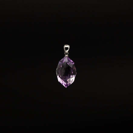 15-22mm | Oval Cut Amethyst Pendant | A Touch of Royal Serenity