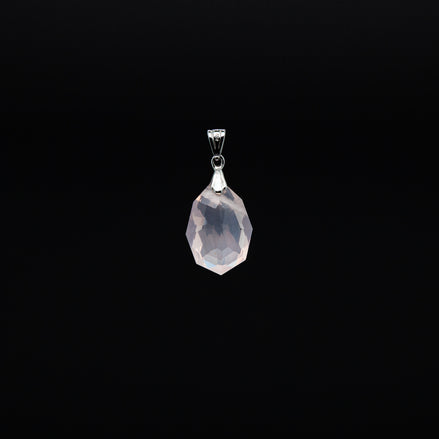 Minimalist Rose Quartz Pendant | 14-20mm Oval Cut | The Essence of Softness, Refined.