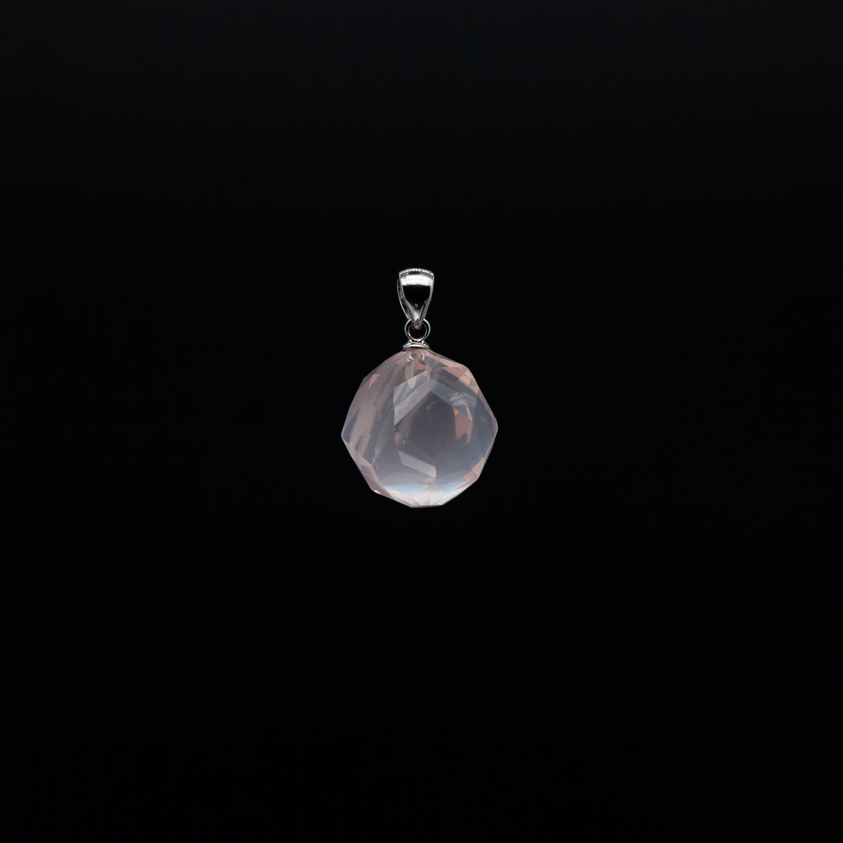 16mm Star Cut Rose Quartz Pendant | Minimalist design, maximum sparkle.